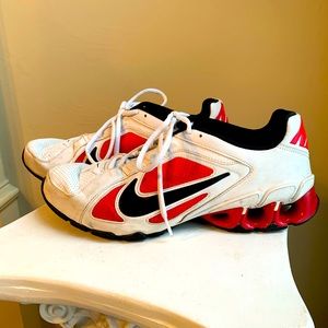 Men’s Nike impact atlas 3 shoes.  Size 8 1/2 👟